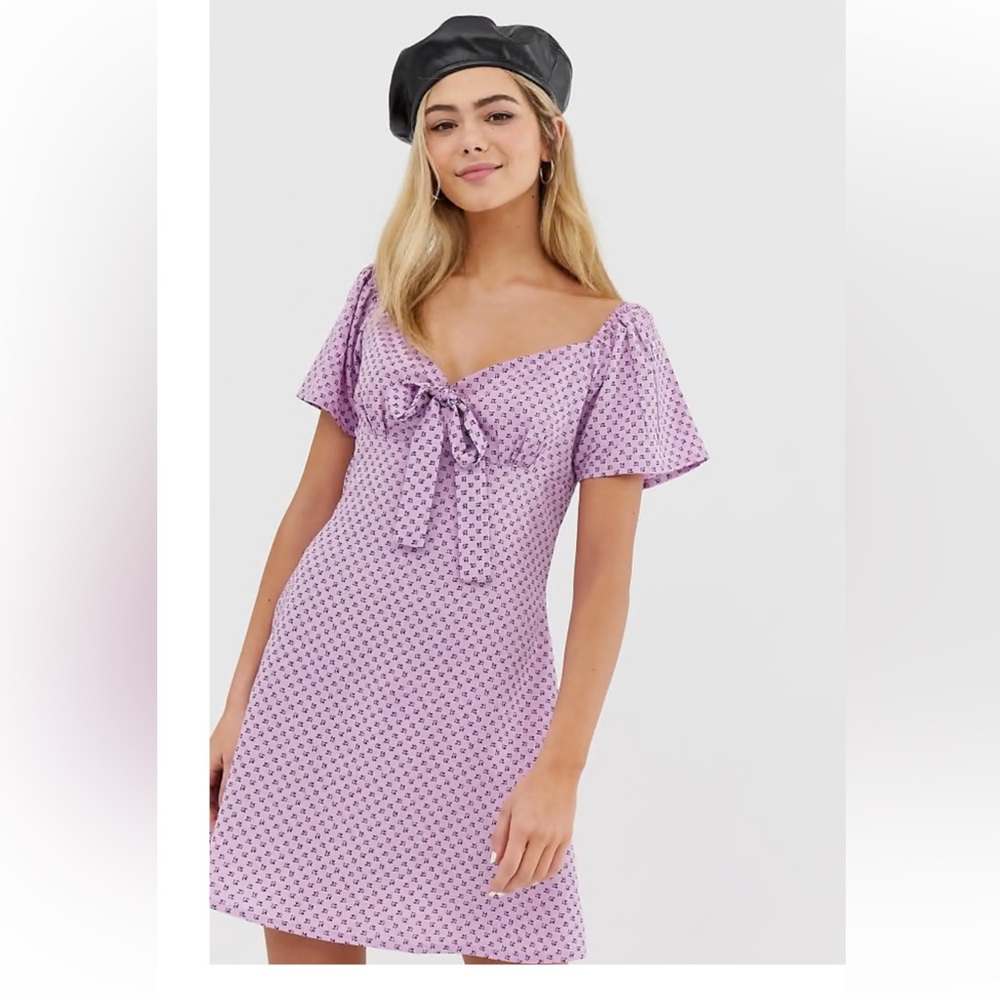 ASOS WEDNESDAY’S GIRL SHORT SLEEVE SQUARE NECK FRONT TIE DITSY PRINT DRESS SMALL